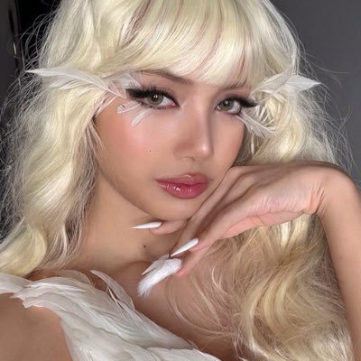 ۫'s profile picture