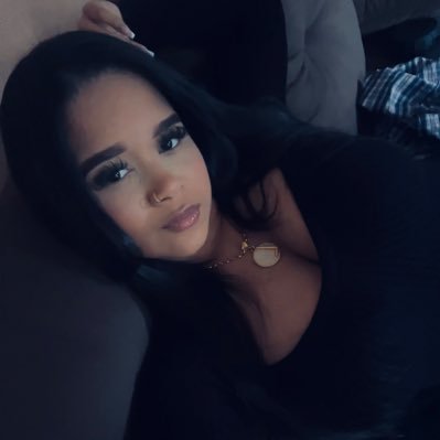 almaboemia_'s profile picture