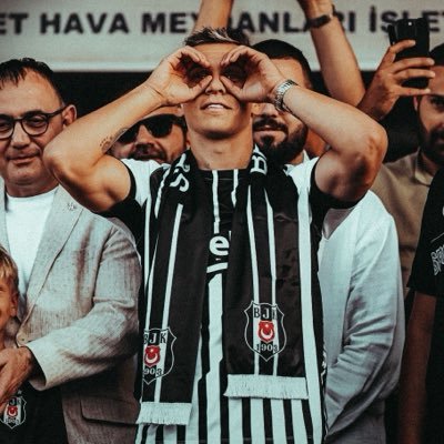LTrossard's profile picture