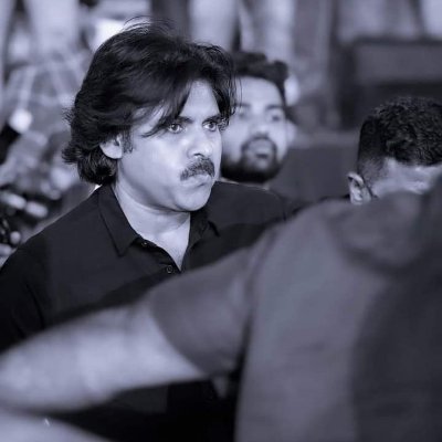 lovelyvenu00's profile picture