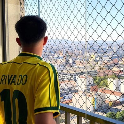 LucatoBtw's profile picture