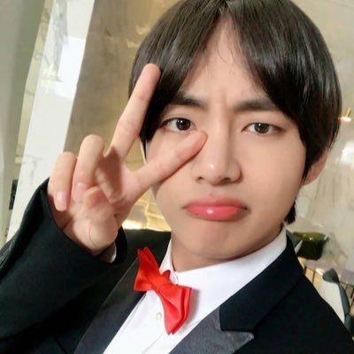 mina saw bts 😞's profile picture