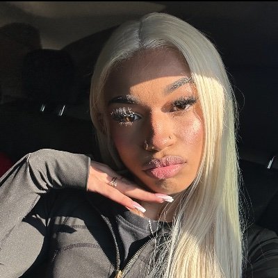 yafavvslutt's profile picture