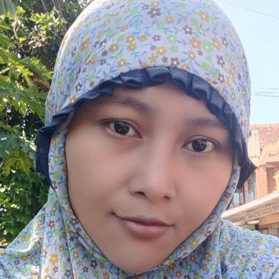 𝕷𝖆𝖙𝖎𝖋𝖆𝖍's profile picture
