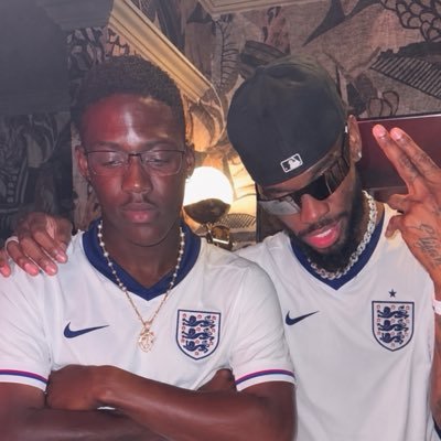 ™'s profile picture