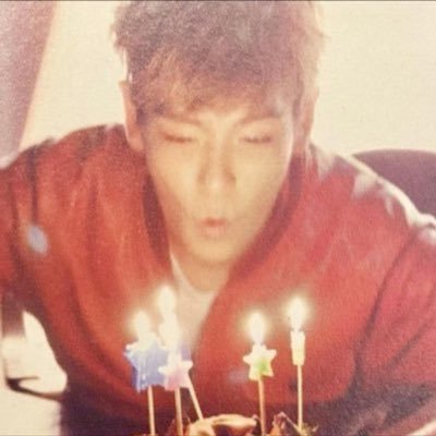 astra 𝜗𝜚's profile picture