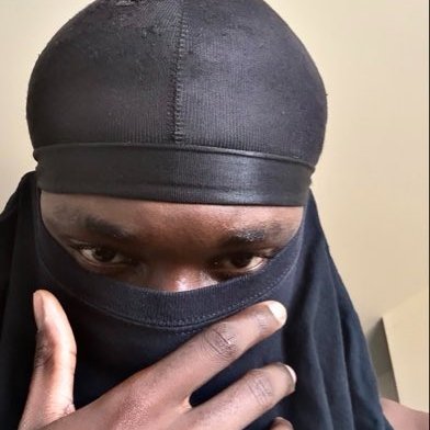 †'s profile picture