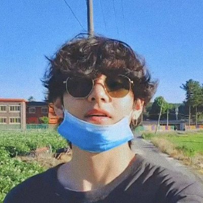 icarianilya's profile picture