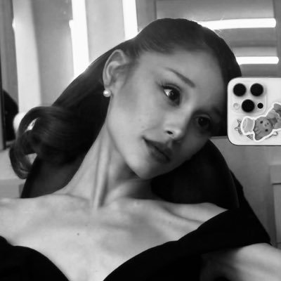 𝑣𝑖𝑐𝑘𝑦 ⋆˙⟡ ໒꒱ 𝑖𝑠 𝑠𝑒𝑒𝑖𝑛𝑔 𝑎𝑟𝑖's profile picture