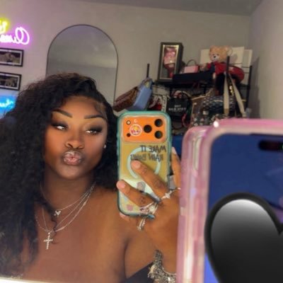 🦦's profile picture