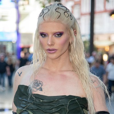 BÎмÎηÎ's profile picture