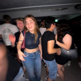 enara 👽's profile picture