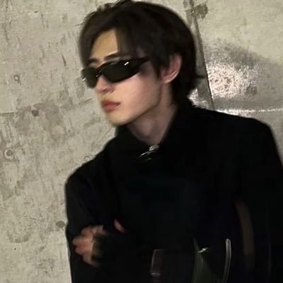 evy 🍎's profile picture