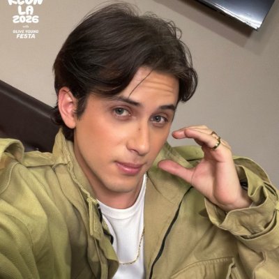 evii; dual𑣲⋆'s profile picture