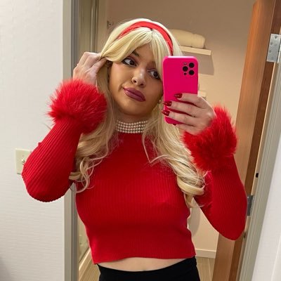 trixied93's profile picture