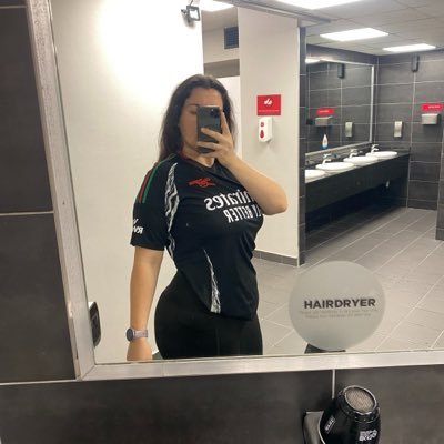 𝑪𝒉𝒍𝒐𝒆's profile picture