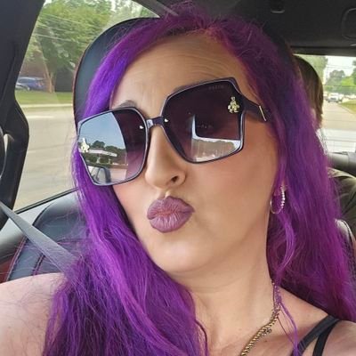 Hollybeta1's profile picture