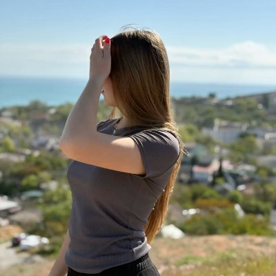 Arzu's profile picture