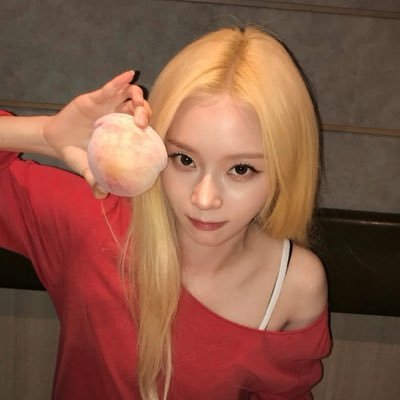 𝙞𝙢𝙗𝙡𝙪𝙪𝙗𝙖𝙚𝙡𝙚𝙚 ྀི 🍋⋆｡˚'s profile picture