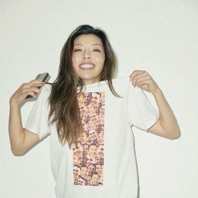 ria 🏴~'s profile picture