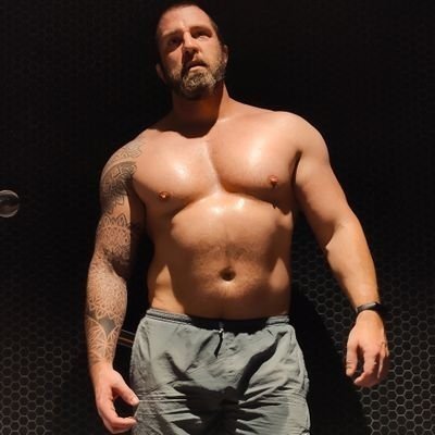 dzennon's profile picture