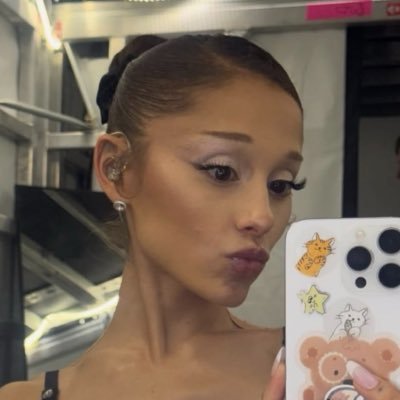 jamie 🧁's profile picture