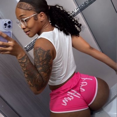 Real_Baddiess's profile picture