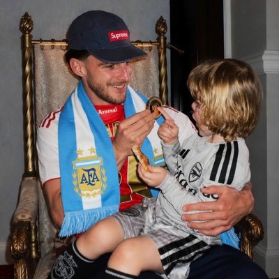 s̷'s profile picture