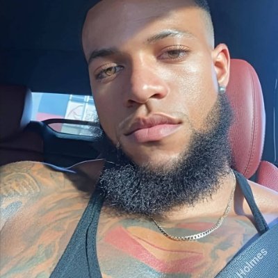 Theeebodyi's profile picture