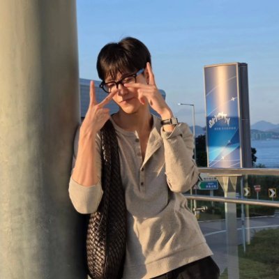 𝓶𝓲𝓵𝓴's profile picture