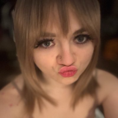AliBriarXO's profile picture
