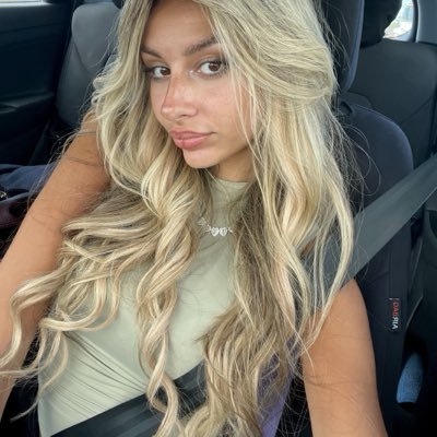 PrincessLessia's profile picture