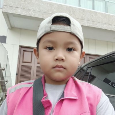 Misi Paket's profile picture