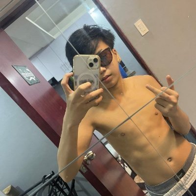 John Red🇨🇦💸's profile picture