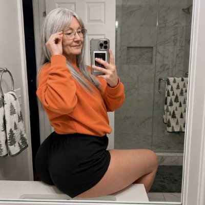 ohgrannyjanetx's profile picture