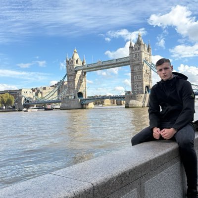 13jose12𝕳's profile picture