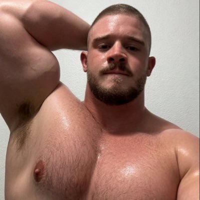 hotdudeshub's profile picture