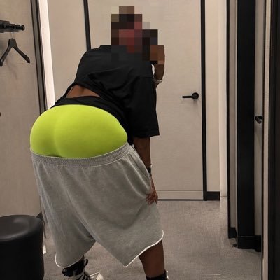 theblaqfaguette's profile picture
