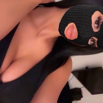 safialm92's profile picture