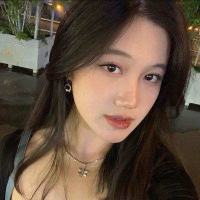 Minh Nhi's profile picture