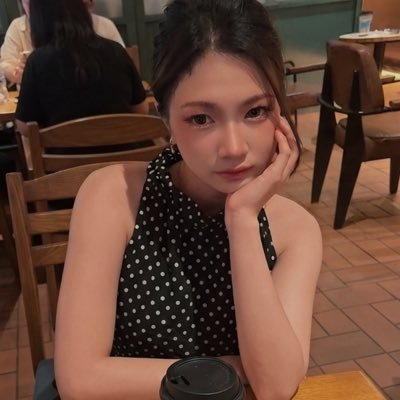 secretzz's profile picture