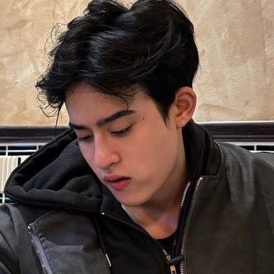 ufosinais's profile picture