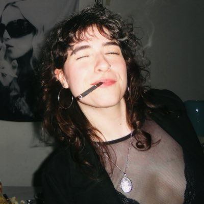 giovanna *:.。.✿'s profile picture