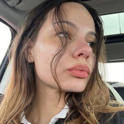Victoria's profile picture