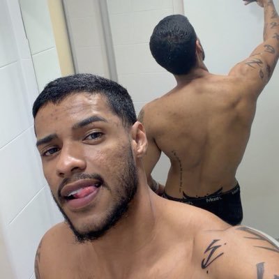 Librian_0's profile picture