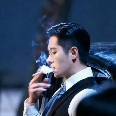 1812lllllleiiii's profile picture