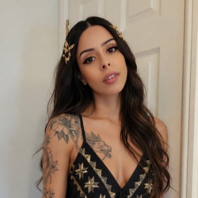 Amelie 🇫🇷🏴's profile picture