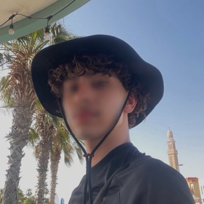 YB🇩🇿's profile picture