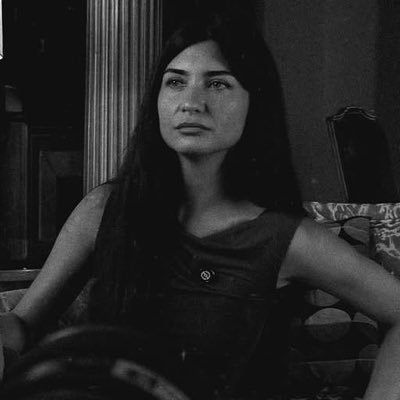 Tuba Büyüküstün 🇽🇰's profile picture