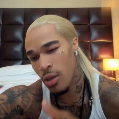 politicalblink's profile picture